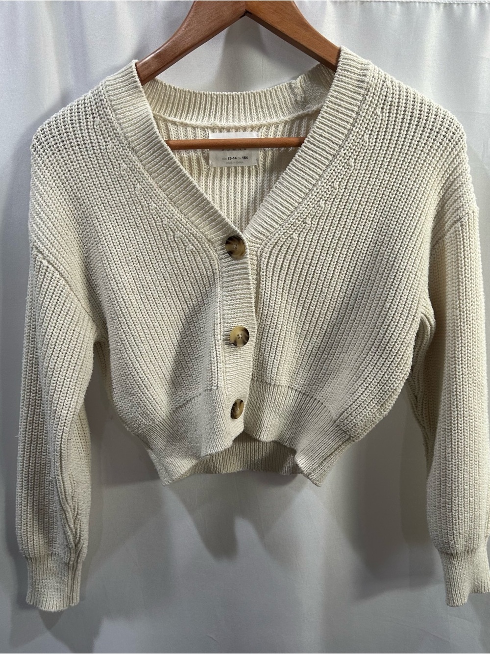 13-14 Zara Cream Cropped V-Neck Button Cardigan EUC